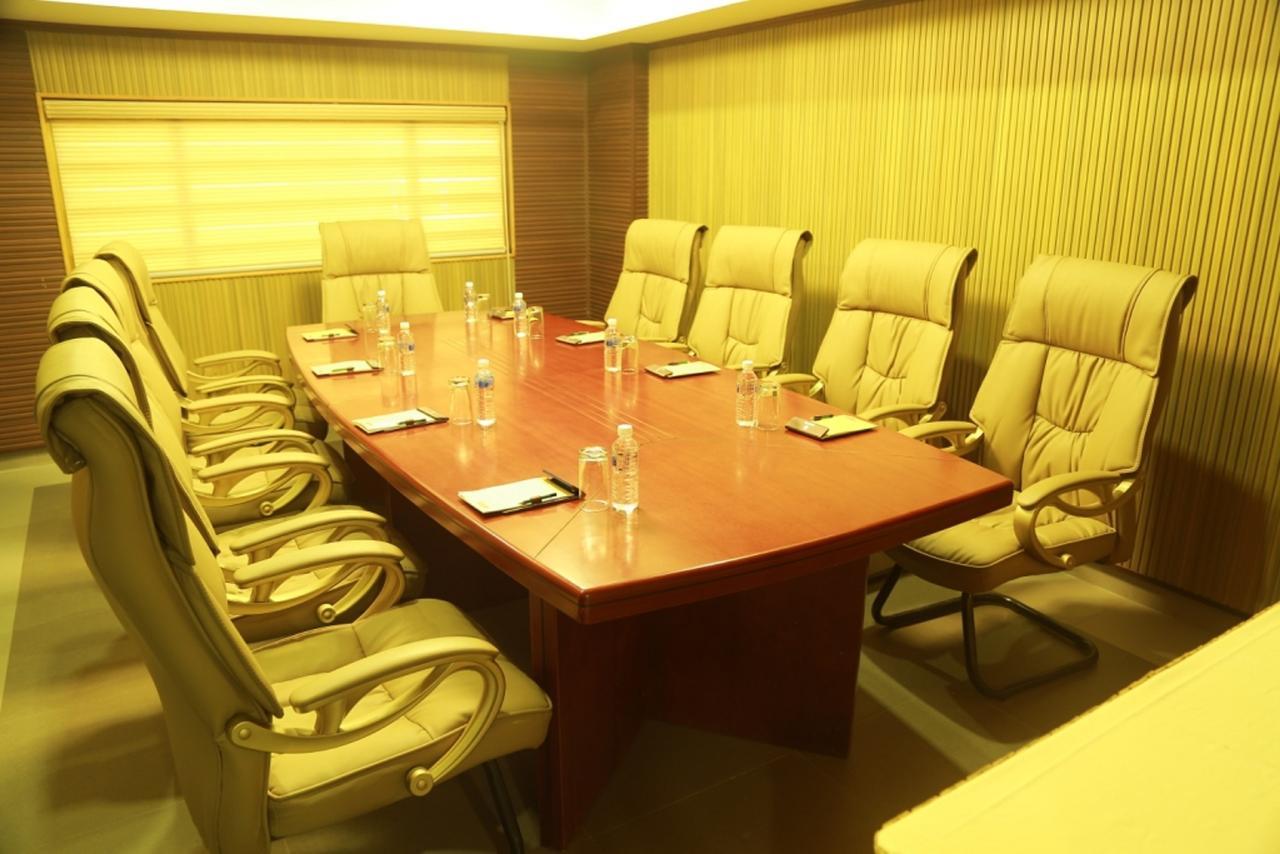 Hotel Bonanza Alappuzha Экстерьер фото