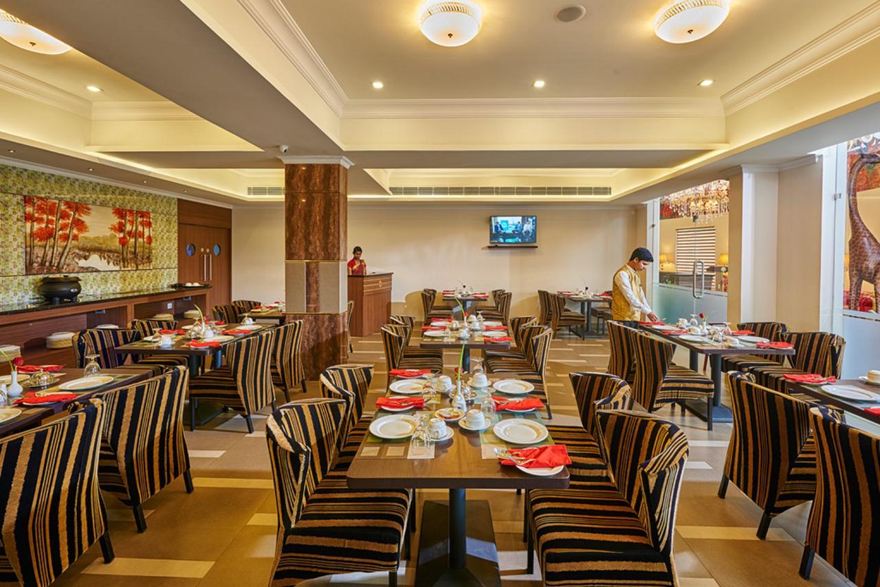 Hotel Bonanza Alappuzha Экстерьер фото