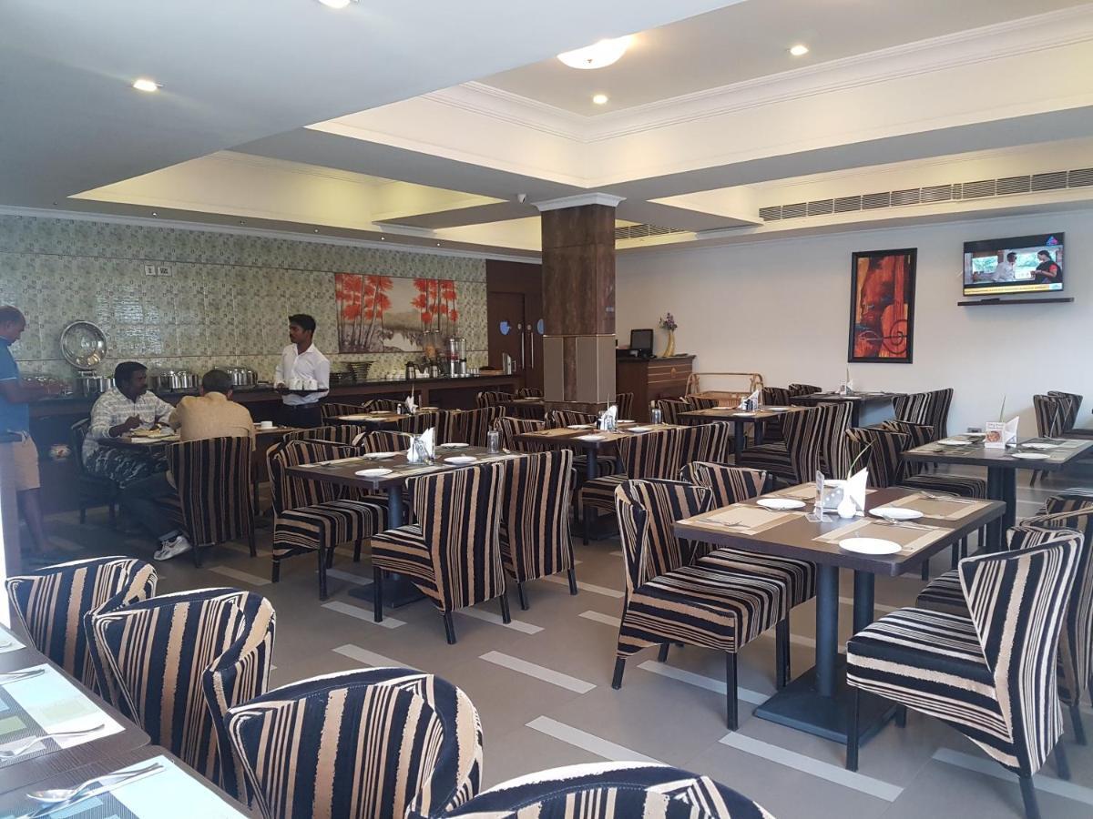 Hotel Bonanza Alappuzha Экстерьер фото